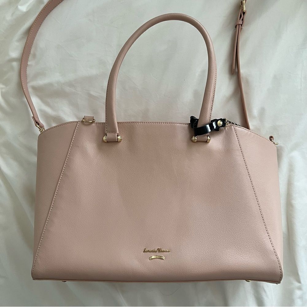 Samantha Thavasa Bag